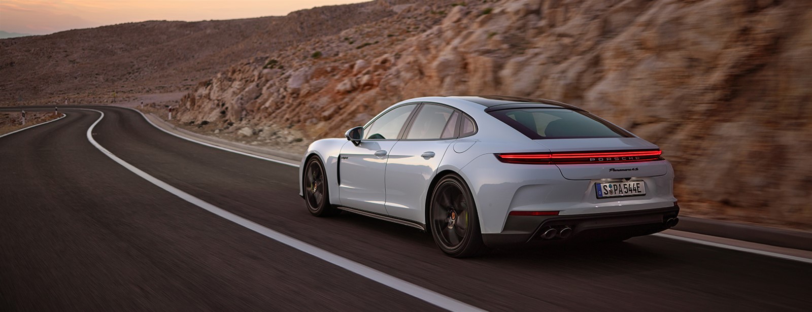 Twee nieuwe hybridevarianten van de Porsche Panamera.